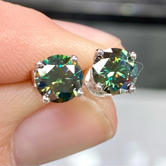 Certified 1 Carat Green Diamond Stud Earrings ~ Authentic Moissanite Studs - Picture 6 of 10